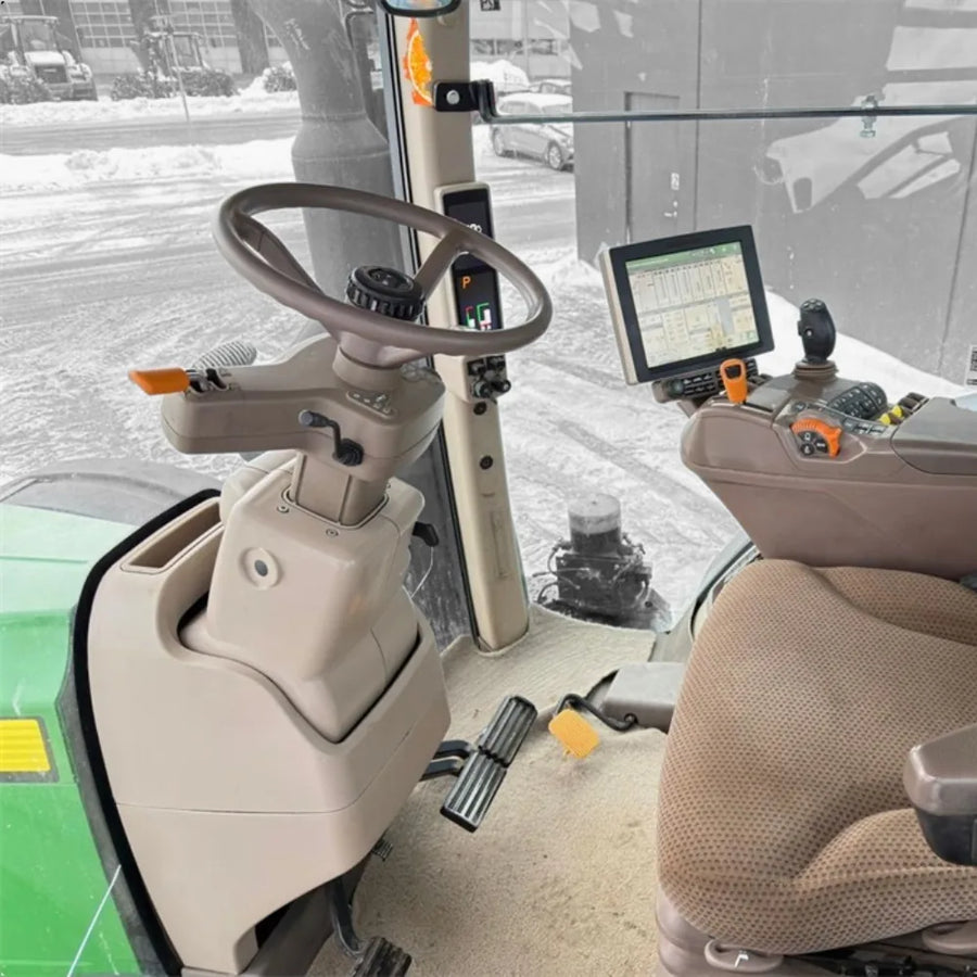 John Deere 7200R, 7300R, 8200R, 8300R and 8400R cab – CabGear model selector