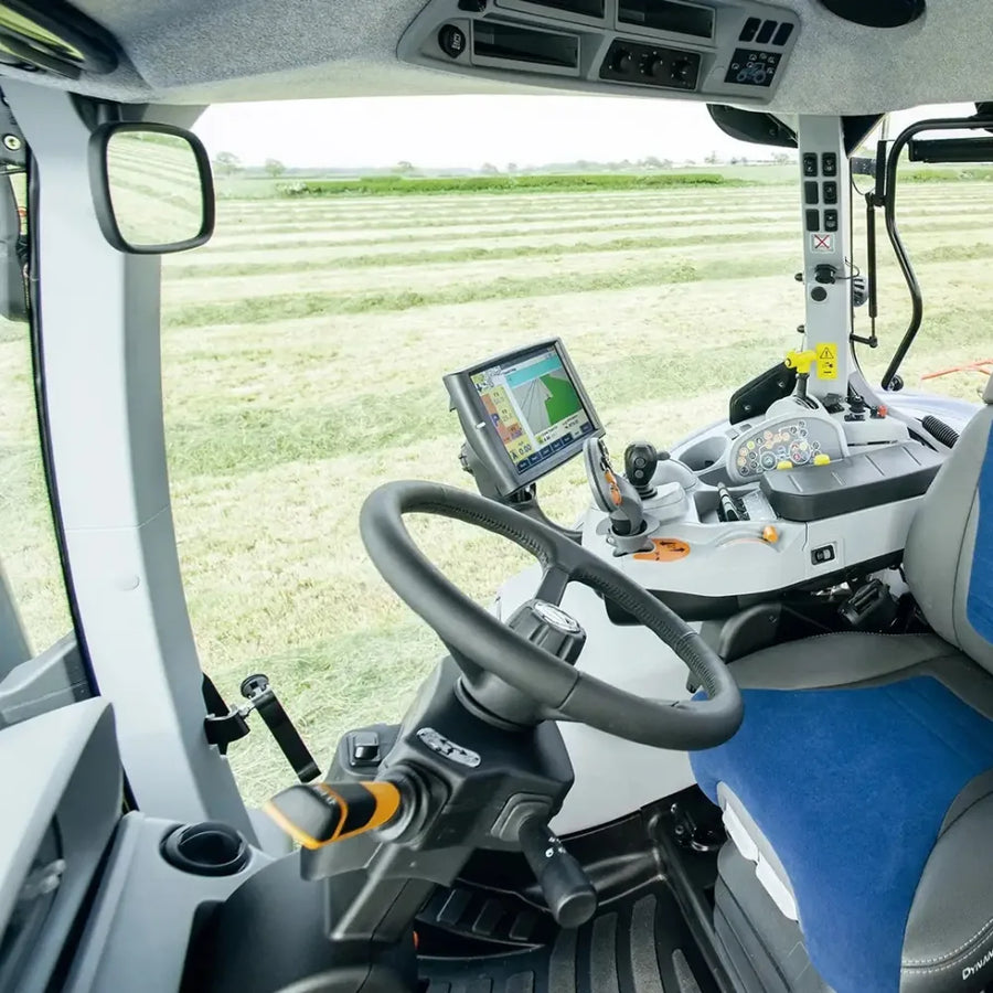New Holland T6 Series cab – CabGear model selector